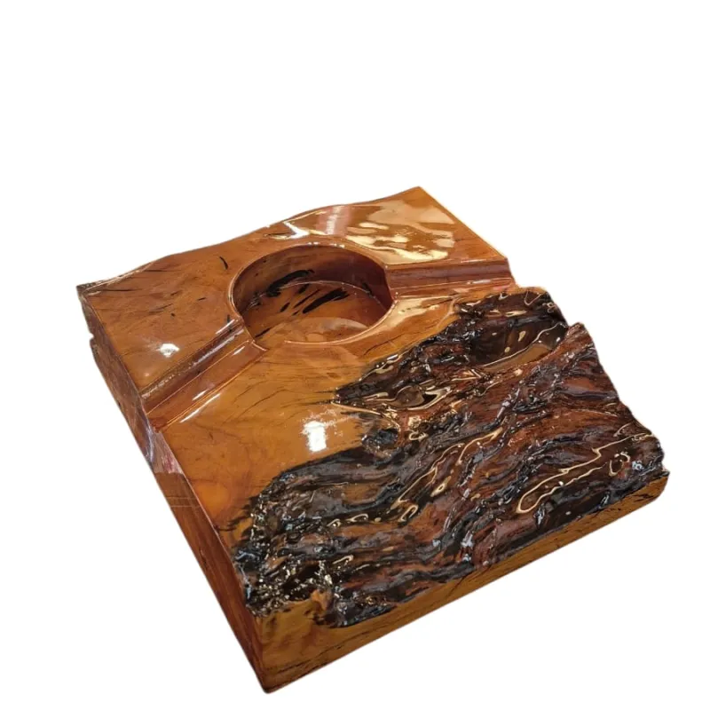 Cinzeiro para Charutos em Peroba Rosa – Peça Maciça com Resina