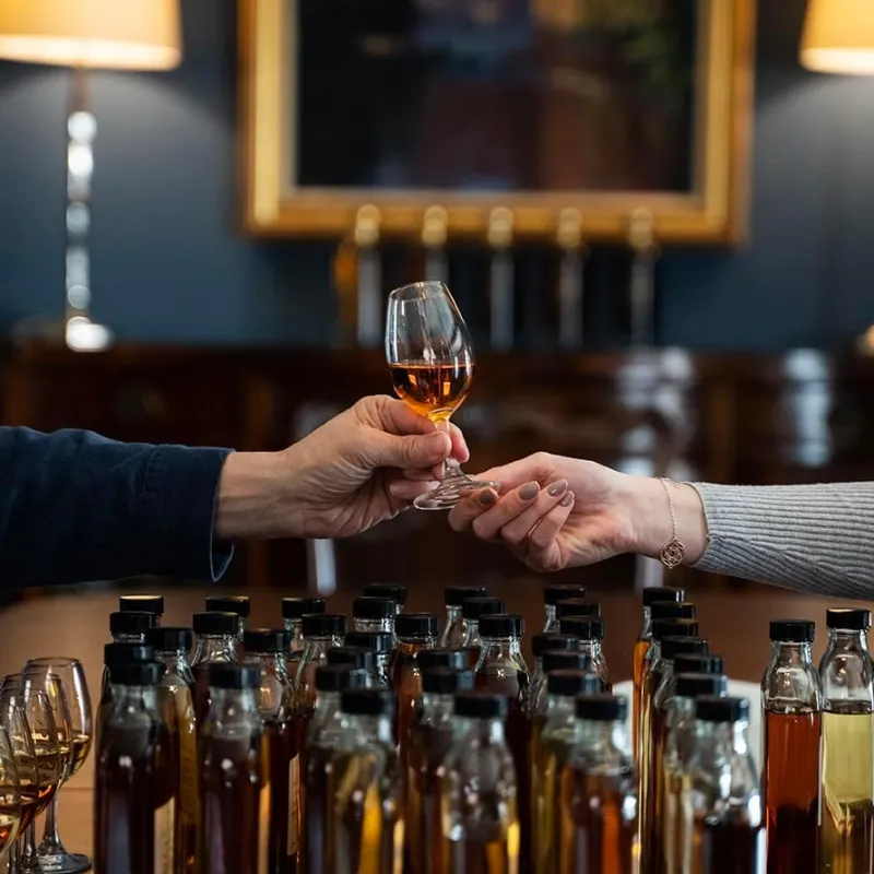 Taça Copita The Glencairn Glass para Degustação de Whisky — Glencairn Crystal